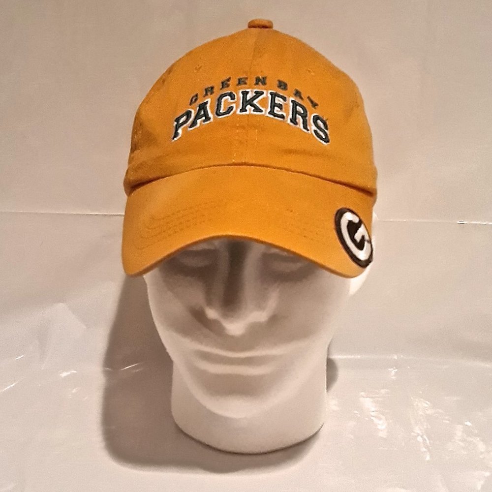 PUMA Rare Vintage Green Bay Packers Cap EUC